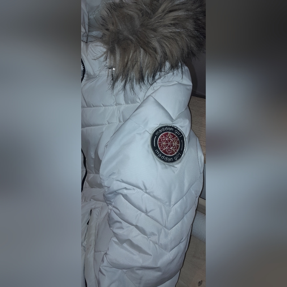 Madden Girl Hooded White Puffer Coat Jacket Parka Faux Fur Trim Hood Sz M Medium - Picture 8 of 16